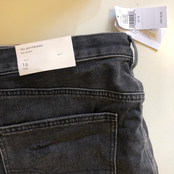 American Eagle 90s Boyfriend Shorts - Picture 5 of 5